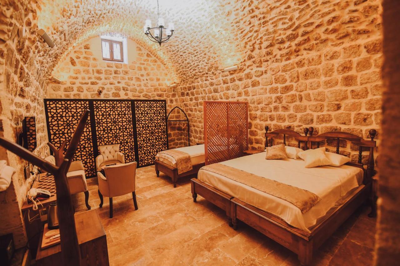 מרדין Hanedan Konagi Butik Otel Deluxe King Triple Room Anka מראה חיצוני תמונה